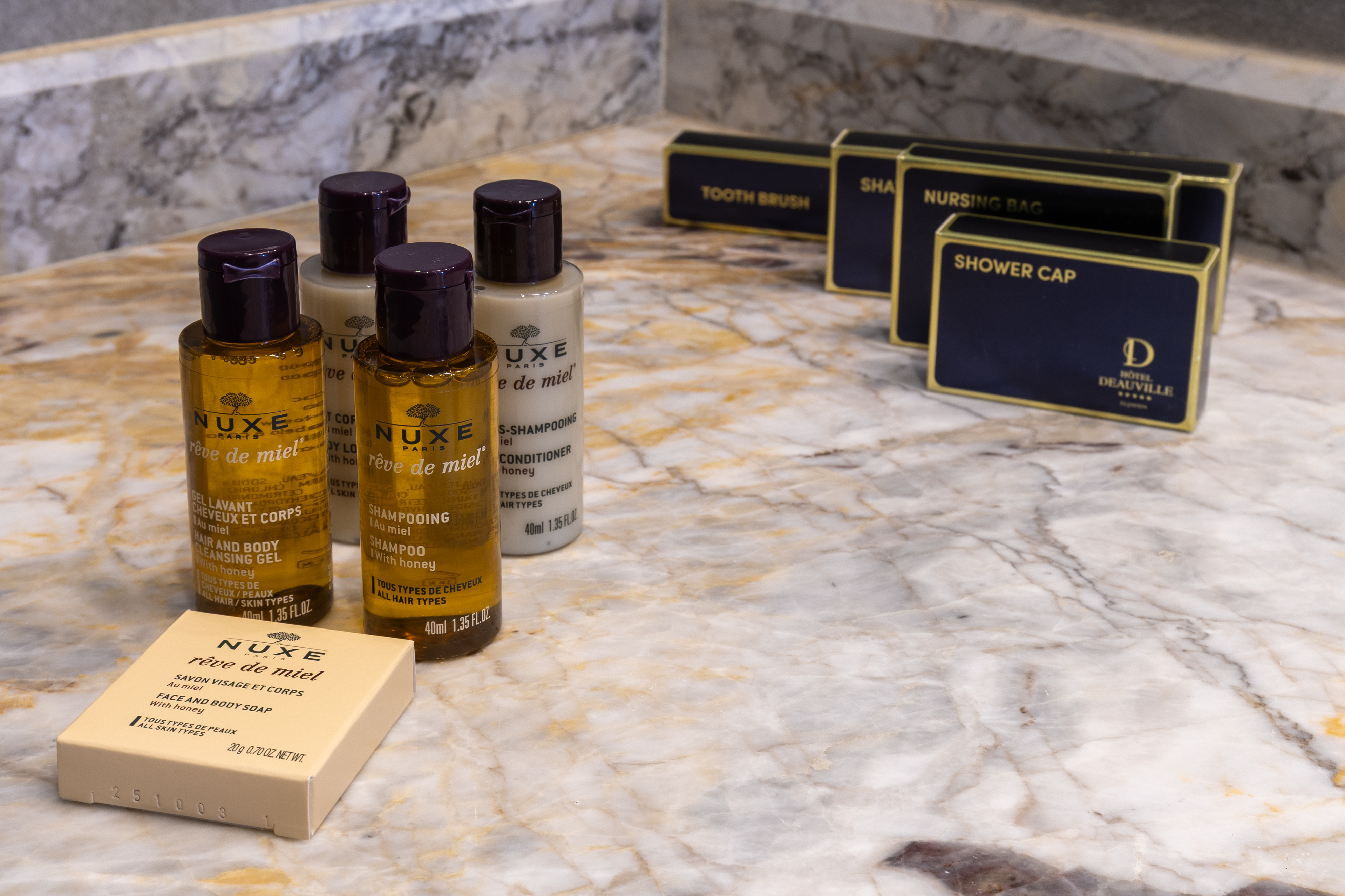 Suite Vue Mer — produits d'accueil Nuxe Rêve de miel